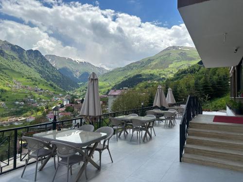 Dārzs, Alya Teras Otel in Hamsiköy