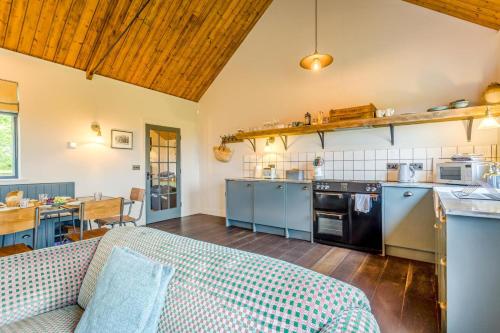 Iekārtas, 1 Bed in Wickhambrook oc-tosh in Wickhambrook
