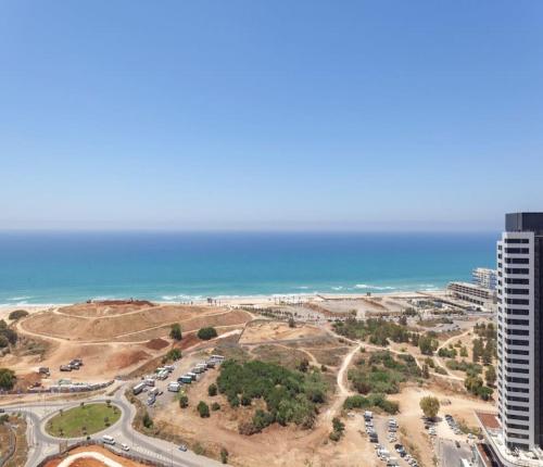 Utsikt, Luxury Apt Tower l Sea View Bat Yam l Mamad in Bat Yam