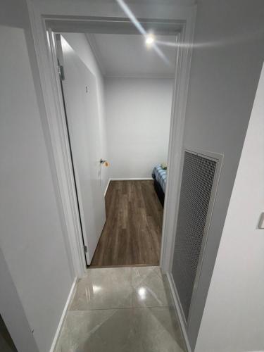 Private Room in Rockbank in Melton South