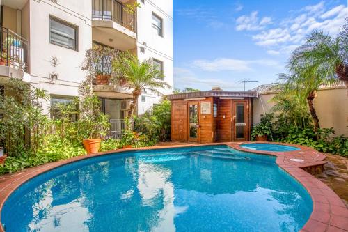 Glebe Corner - Walkable City-Fringe Base with Pool - image 10