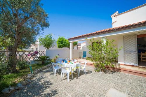 Villetta Fina Bella -Near Sandy Beach - Happy Rentals