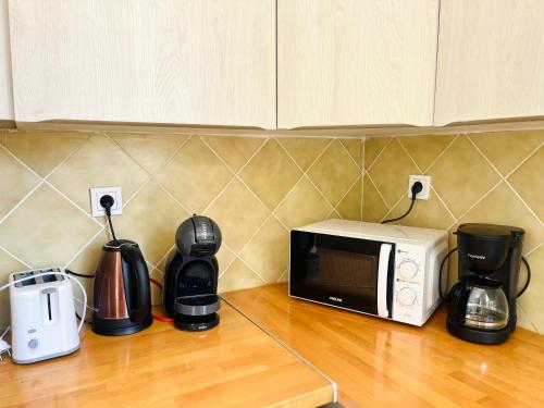 Stylish 2 Bedrooms near Metro 1 King bed & quiet retreat in Saint Mande