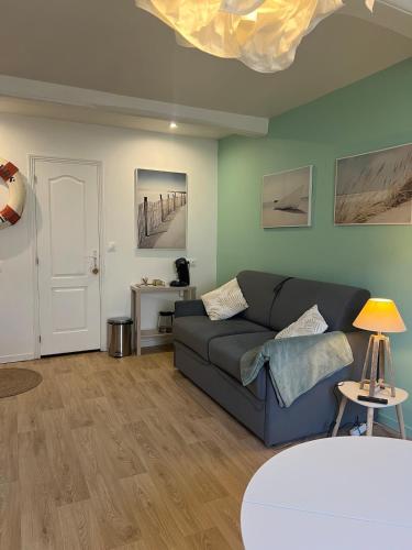 Létesítmények, Le studio in Chazey-sur-Ain