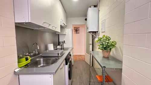 Habitaciones En Ferrocarril - Madrid