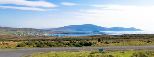 Kilátás, Corrymore Village - House in Achill Island