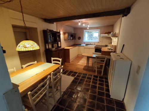Haus Windroos Bad Münstereifel (Haus Windroos Bad Munstereifel) in Heldrungen