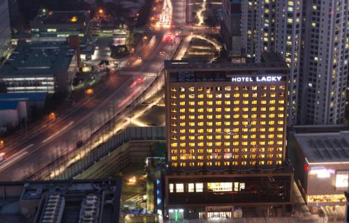 

Hotel Lacky Cheong Ju