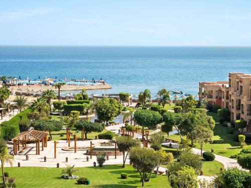Movenpick Resort El Sokhna – khách sạn tại Ataqah