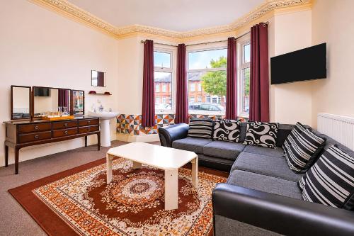 Saji Hotel Ilford Room Type - Standard Twin Room