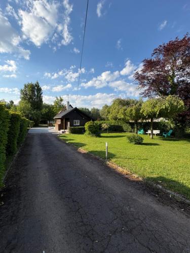 Dārzs, Le chalet de l Escaut in Banteux