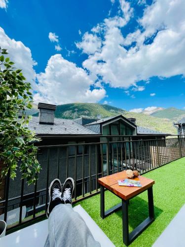 APARTAMENTO CANILLO Wifi-Parquing free-Terraza HUT1-5213 in Prats