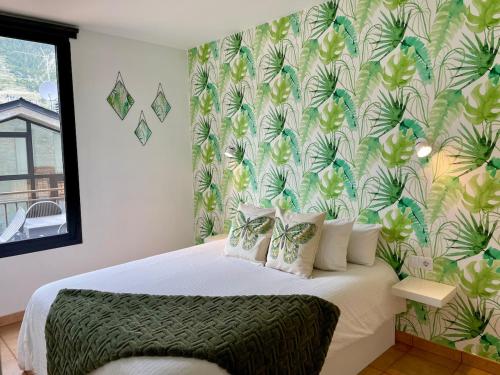 APARTAMENTO CANILLO Wifi-Parquing free-Terraza HUT1-5213 in Prats