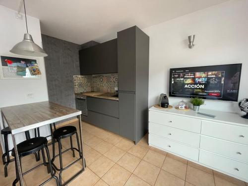 APARTAMENTO CANILLO Wifi-Parquing free-Terraza HUT1-5213 in Prats