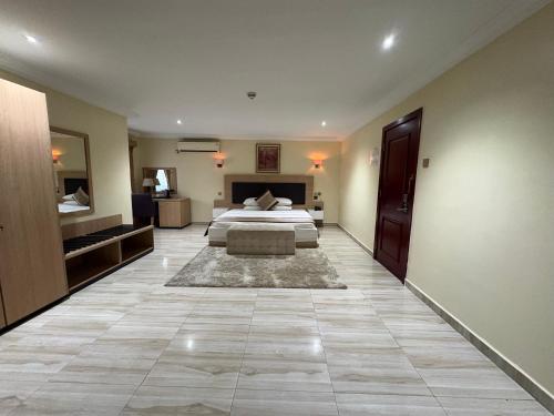 Visa Karena Hotels – khách sạn tại Elechi