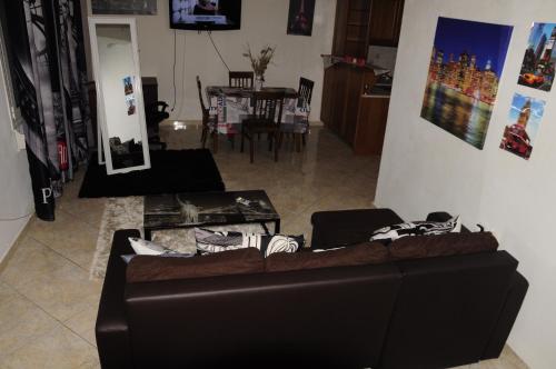Ionias Apartment - image 8