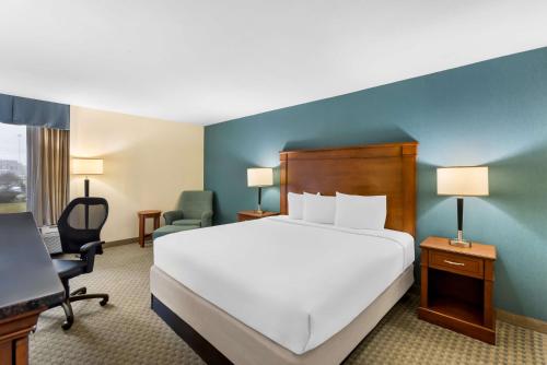 Sonesta Essential Houston Hobby Airport – Houston, TX