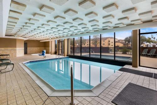 Sonesta Essential Houston Hobby Airport – Houston, TX