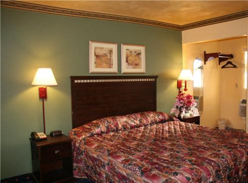 Plaza Travel Inn in Clewiston