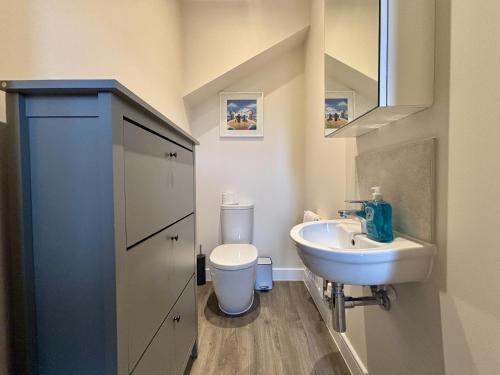Μπάνιο, Charming 2 Bed House Maidenhead in Μέιντενχεντ