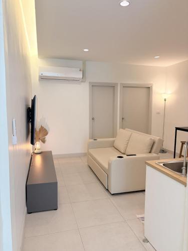 2 Bed & 2 Bath Suite, 5th floor