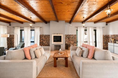 Galeb Bed and Breakfast 3