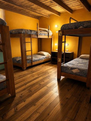 1 twin bed
