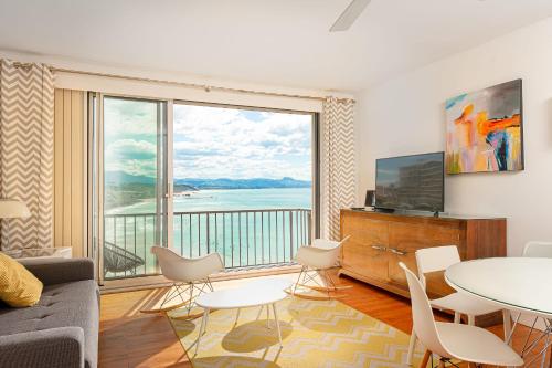 ELENA KEYWEEK Apartment sea view Biarritz downtown