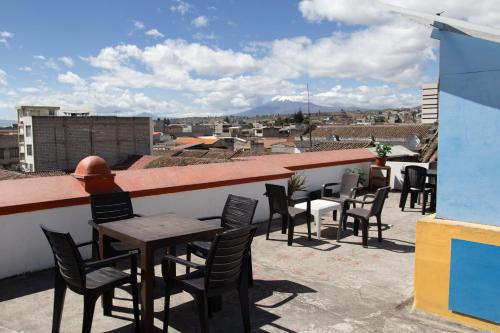 Hostal Café Tiana (Hostal Cafe Tiana) in Latacunga