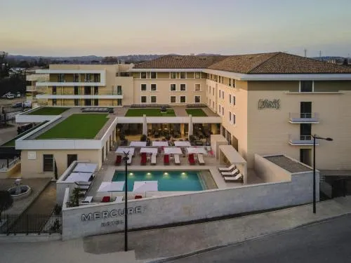 Mercure Avignon TGV Hotel & Spa photo 2