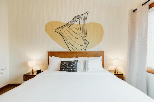 Mt Cleveland at Switchback Suites Boutique Hotel, Kalispell