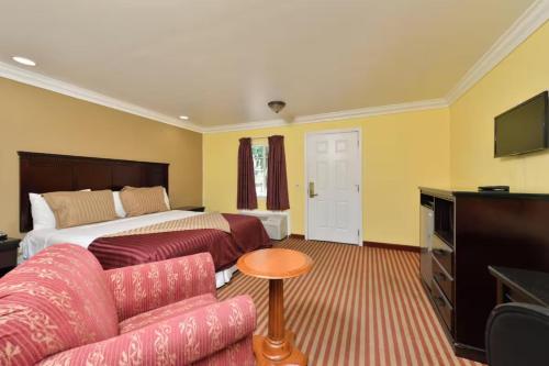 Americas Best Value Inn - Downtown/Convention Center - image 24