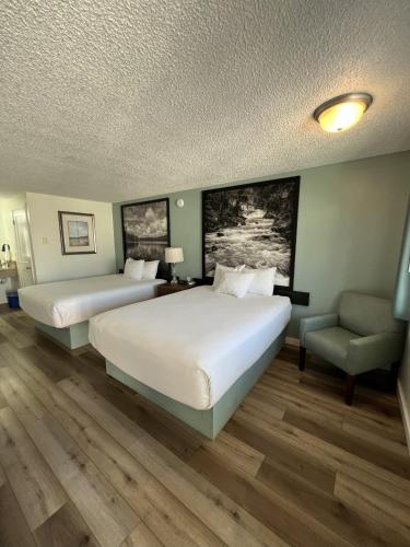 Super 8 by Wyndham Florence OR in Florence