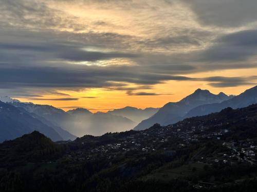 Himalayan vibes in Icogne, Schweiz