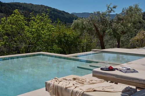 4 bedrooms, 7 beds