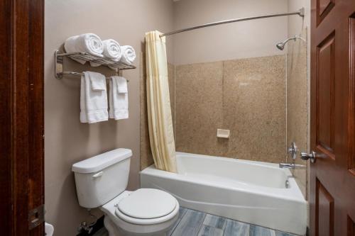 Airport Inn & Suites Corpus Christi I 37 – Corpus Christi, TX