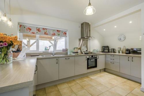 Iekārtas, 5 Bed in South Raynham oc-w28428 in Weasenham