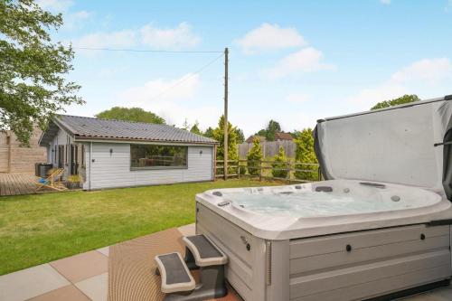Iekārtas, 5 Bed in South Raynham oc-w28428 in Weasenham