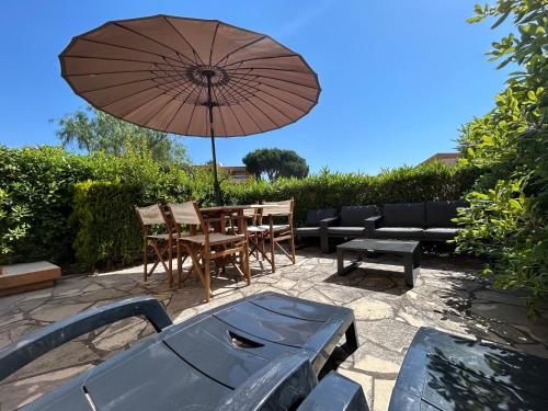 Appartement avec terrasse, piscine et place de parking - 6 couchages