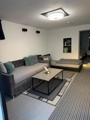 Schöne&Moderne&Zentrale Ferienwohnung Nähe A96