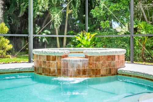 Surf Chic - Lux Salt Pool & Spa King Beds! - image 4