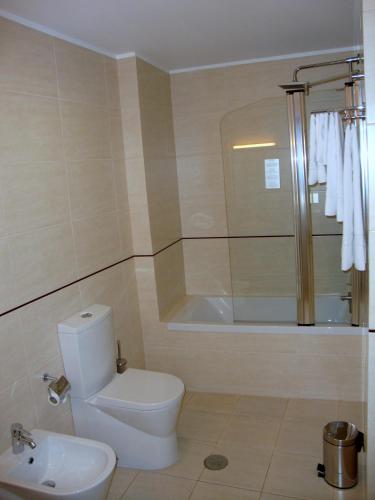 Hotel Aveiro Center - image 14