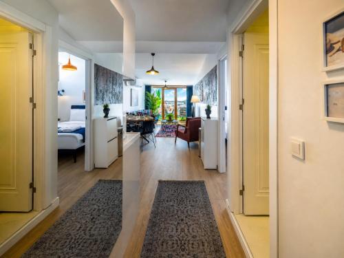 Bliss Apartment Huge Terrace& Bosphorus View - image 4