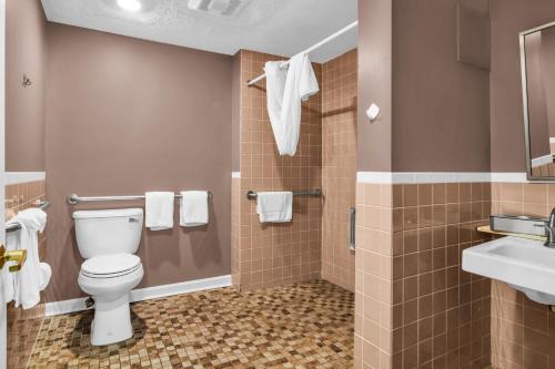 Knight's Inn Boston/Danvers - image 35