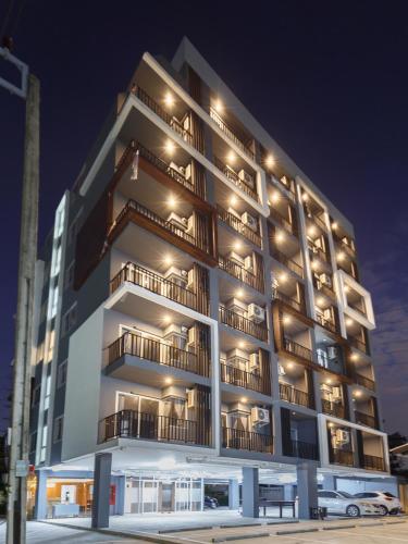 ทางเข้า, คิว สเปซ เรสซิเดนซ์ (Q Space Residence) near สถานีรถไฟฟ้าใต้ดินลาดพร้าว