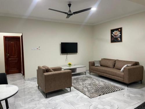 Coconut Gardens in East Legon