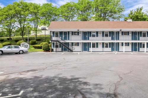 Knight's Inn Boston/Danvers - image 34