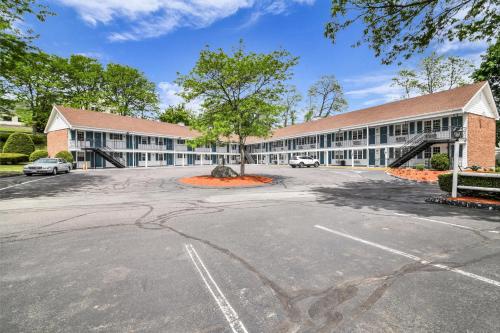 Knight's Inn Boston/Danvers - image 33