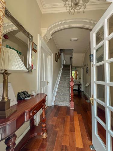 Somerton House Rooms Only in คาสเซิลวิว