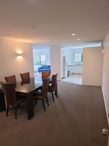 艾勒斯利貝斯特韋斯特國際汽車旅館 (Best Western Ellerslie International Hotel) in 惠靈頓山
